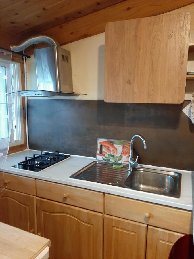 La Brise Apartment L'Etang-Sale Ngoại thất bức ảnh